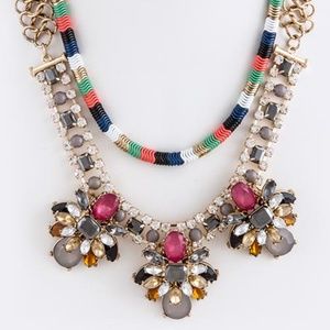 Flower statement gold statement necklace new